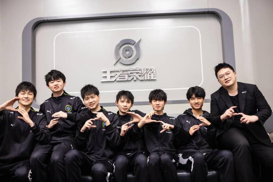 春季赛卡位赛尘埃落定重建与救赎并存丨kpl封面观察