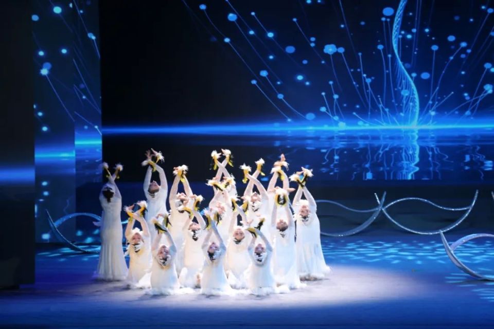 山河万里 鄂博同春~这场晚会精彩纷呈!