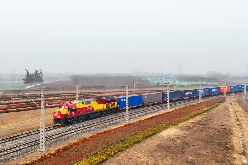 9908公里 10天开到德国 这趟中欧班列怎么做到的?