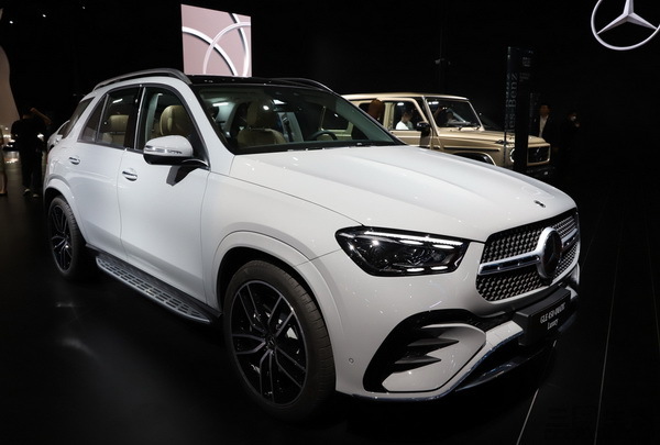 新款奔驰gle将于7月10日上市 整体变化不明显-腾讯新闻