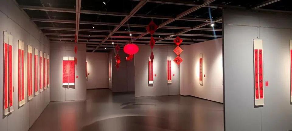 来逛逛吧！“中华春节 杨浦年味”迎新年春联作品展_腾讯新闻