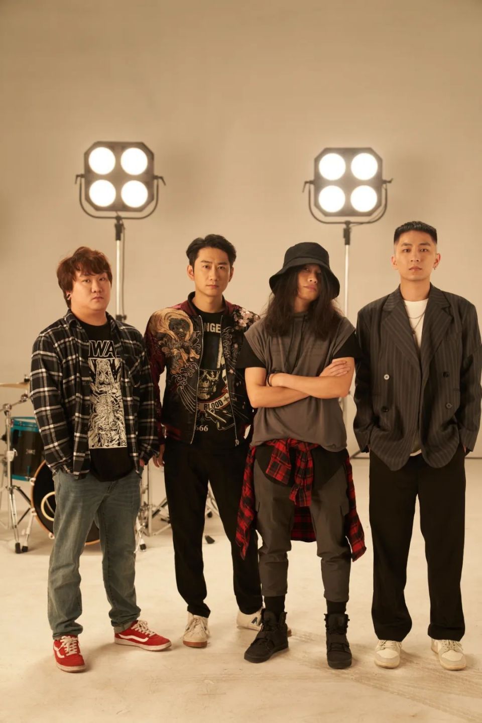 —成立于1998年10月,现任成员是靳泰然,冯晨曦,龙俊,莫