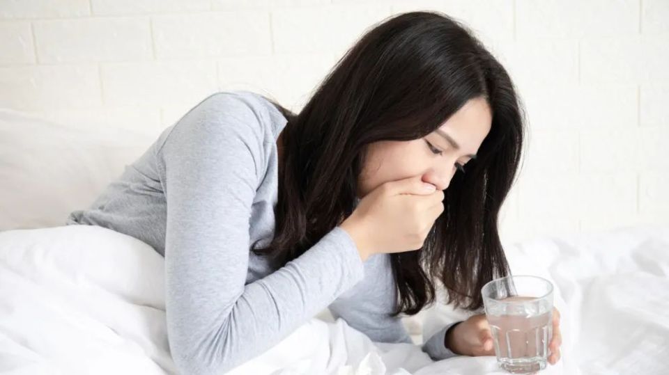 咳嗽整晚睡不着,除了忍着还能咋办?_腾讯新闻