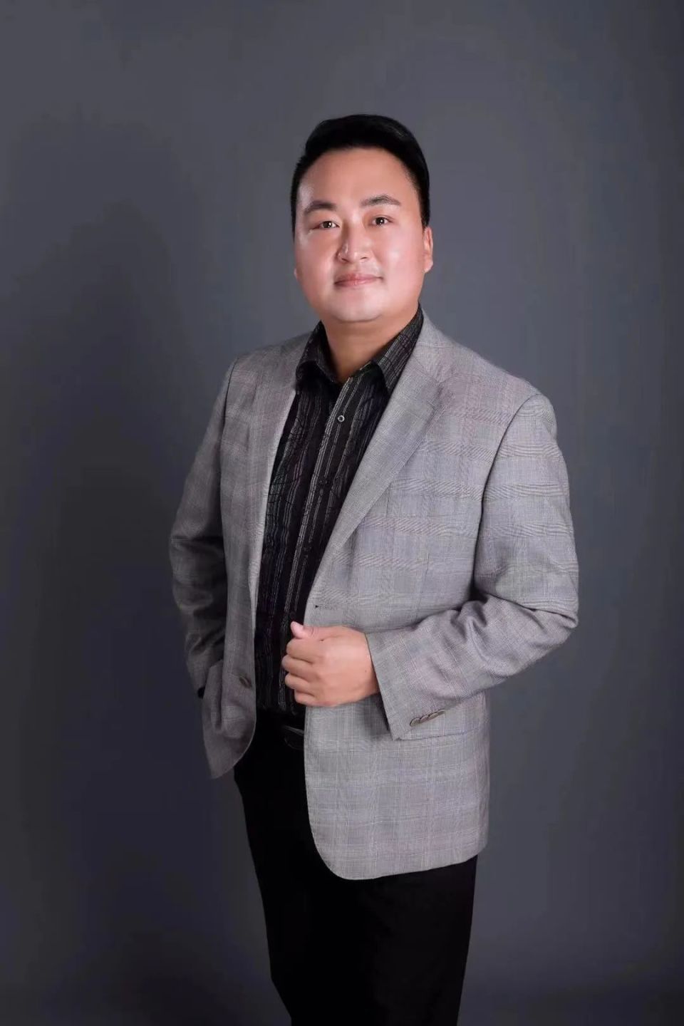 南通市朗诵学会秘书长南通广播电视台主持人主任播音员程锃南通广播
