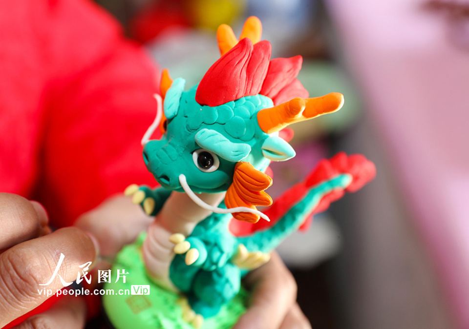 山东莱西:"祥龙"面塑迎龙年
