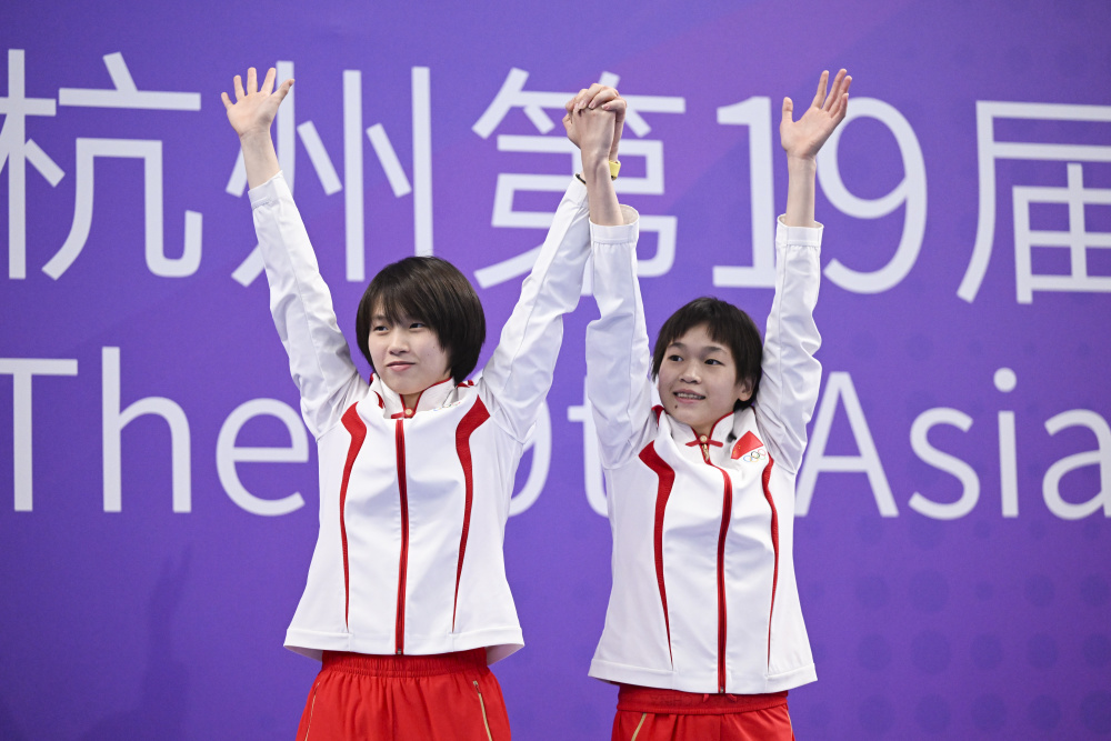 跳水——女子双人10米跳台决赛赛况(6)-腾讯新闻