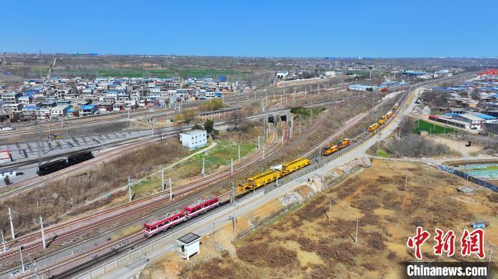 陇海焦柳铁路线区间集中修收官