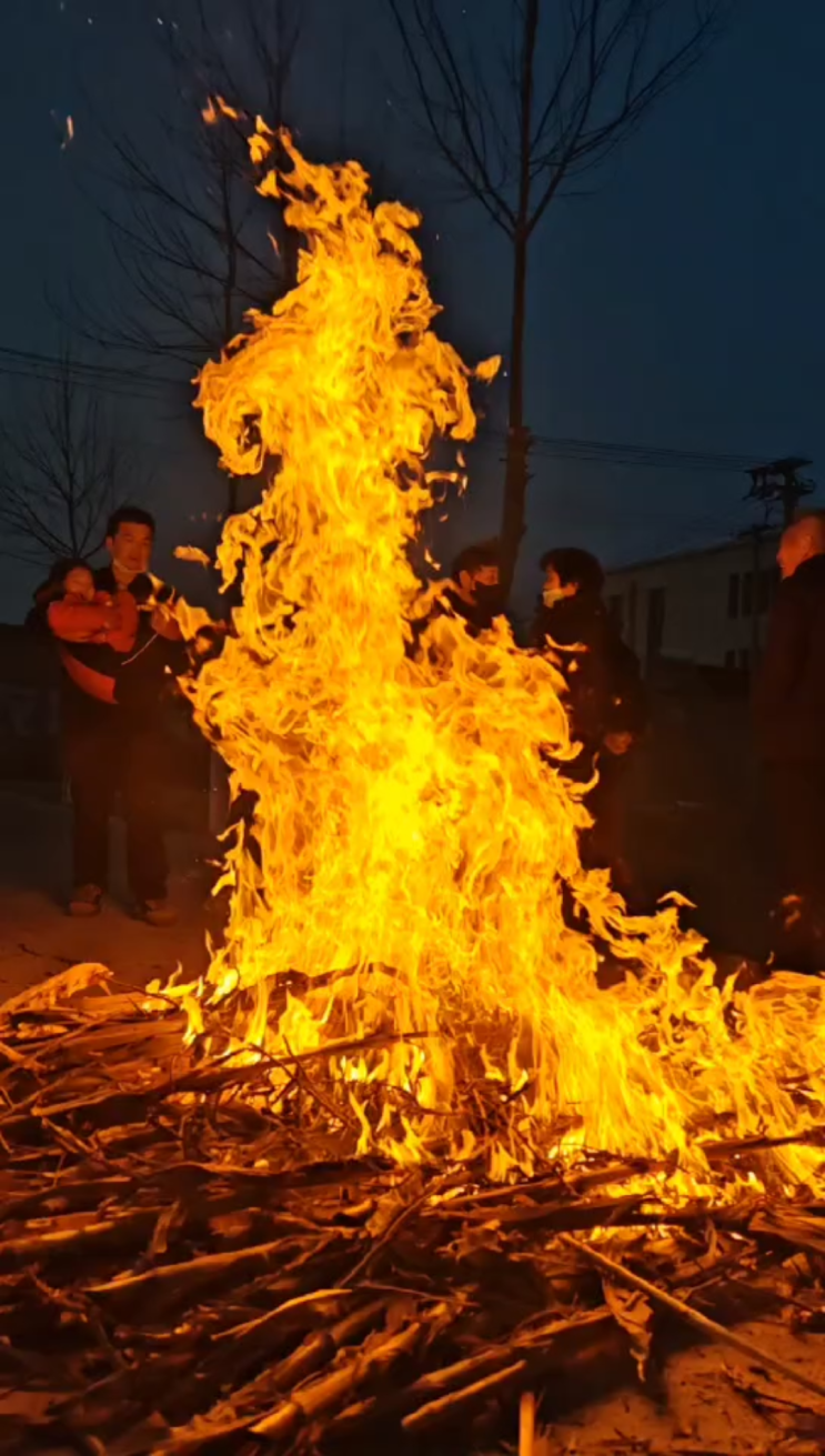 中卫故事说㉚丨燎疳：隐入尘烟的西北年俗_腾讯新闻