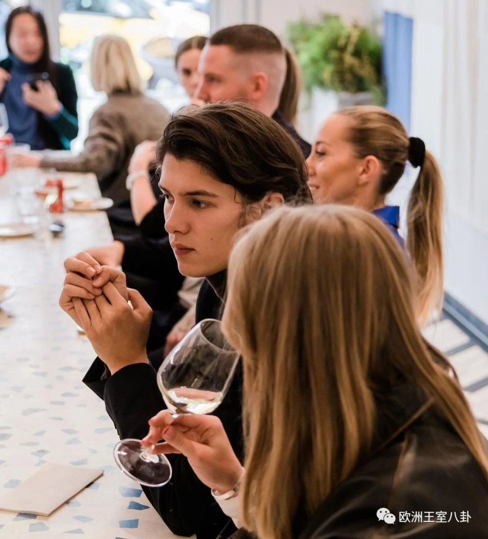 王室周报:11.19-11.25_腾讯新闻