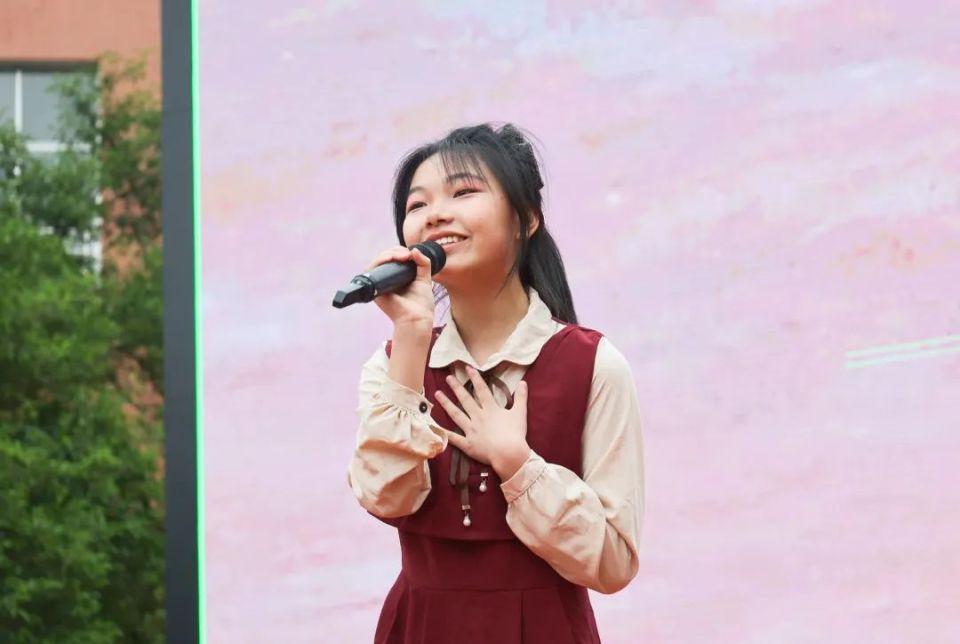 【教育】五月鲜花 精彩绽放——黄平县湖里中学"五月的鲜花"艺术节