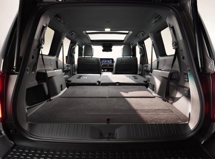 加价或不可避免一汽丰田普拉多内饰官图发布