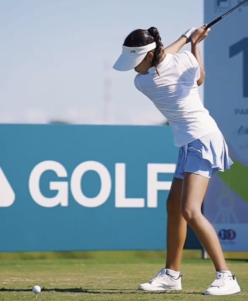 刘奕君和前妻生下儿子刘怡潼,女儿刘悦淇是和二婚妻子所生,两个子女