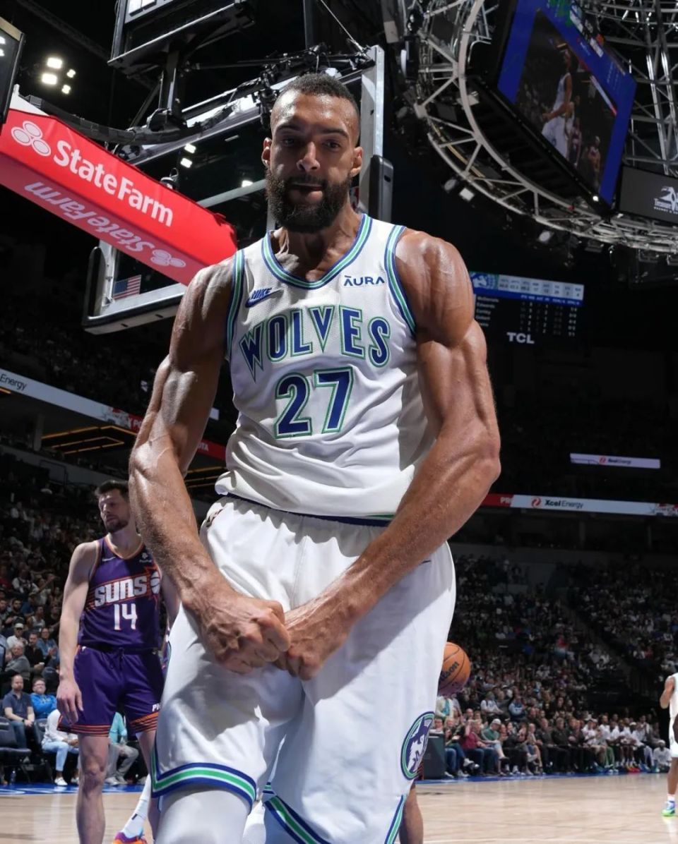 43亿美元!戈贝尔有望顶薪续约!他成了nba最大的笑话