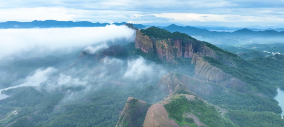 文化中国行丨跟着诗词游历秀美江西