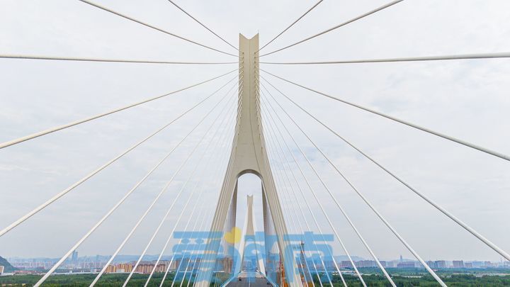 进入沥青铺设阶段,济南黄河大桥新桥将在年底前通车