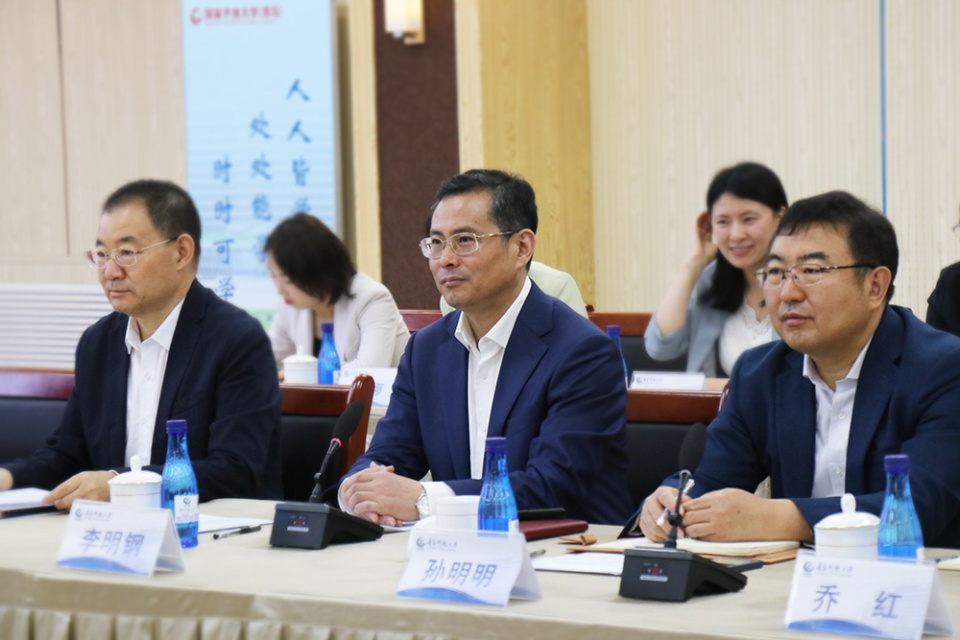 青岛开放大学"线上 线下"赋能全市老年教育高质量发展