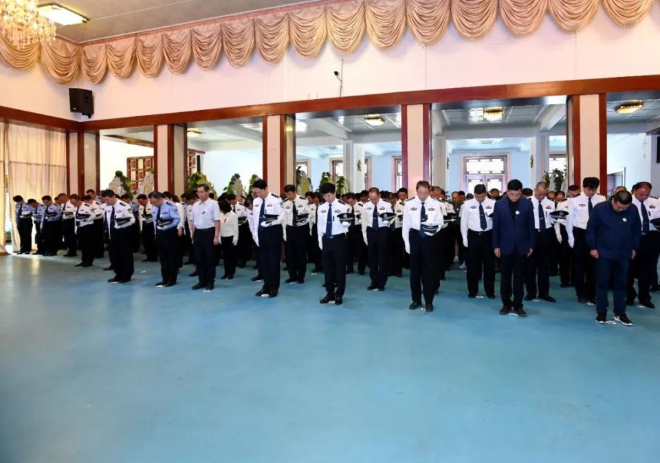 挥泪送战友 深情寄哀思——杨成同志遗体告别仪式在兰州市殡仪馆举行