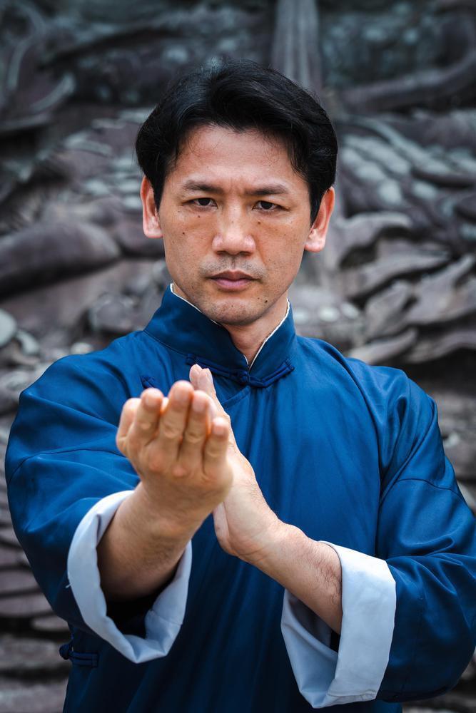 Surprising Combination：Gongfu Tea Ceremony vs.Wing Chun_腾讯新闻