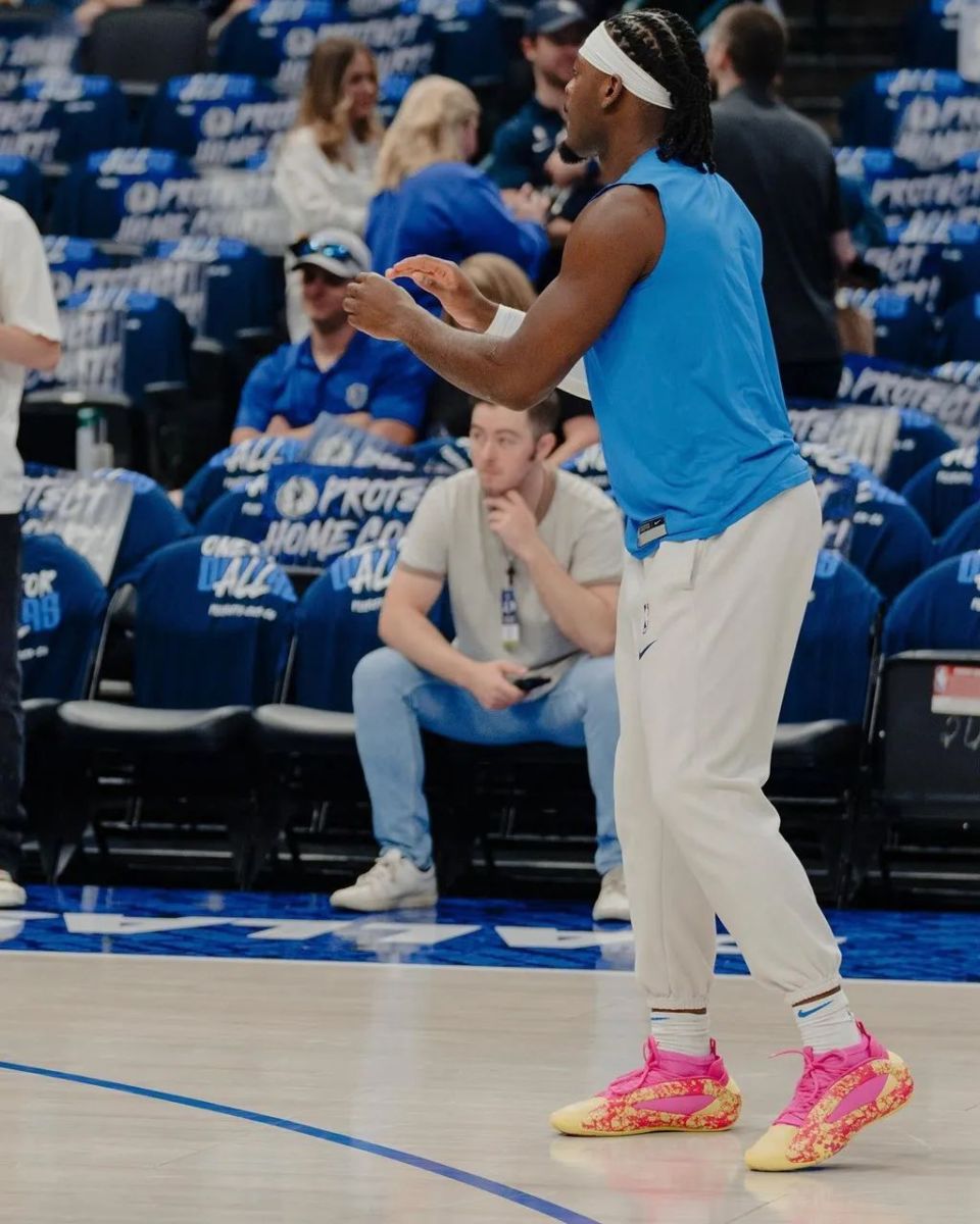 这双哈登 8 回头率太高了!