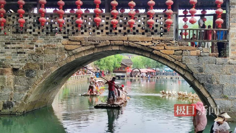 周末乡村旅游升温,武汉避暑后花园"汉客"络绎不绝