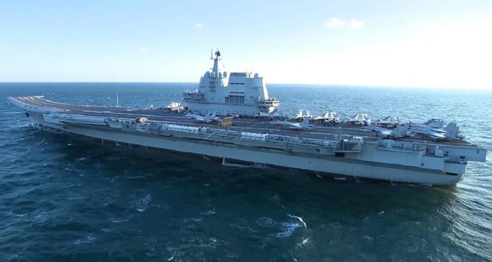 山东舰进入太平洋,暴露出一个问题,两艘航母不够,起码要有三艘_腾讯