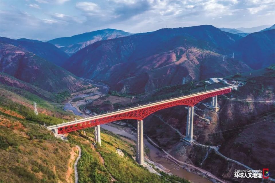 早上在昆明晚上在老挝,这条铁路可以直达_腾讯新闻