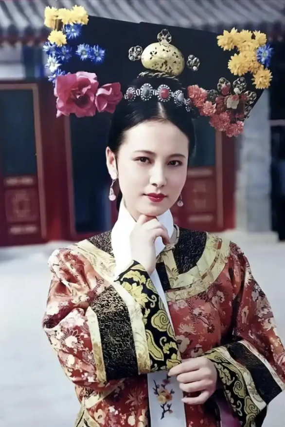 “郑春华”武晔在《雍正王朝》里那么美，怎么拍一部剧就熄火了？_腾讯新闻
