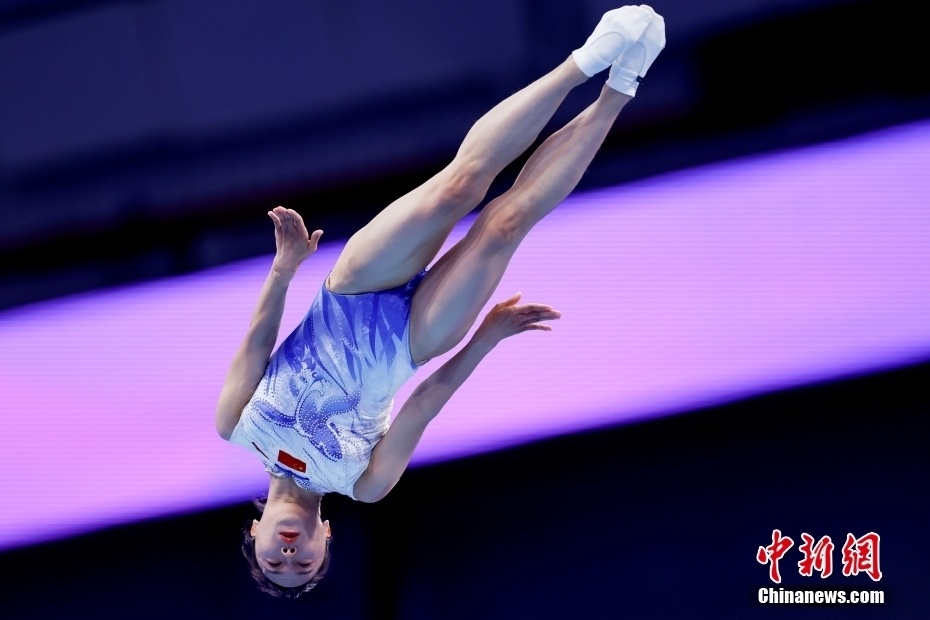 杭州亚运会蹦床女子决赛中国队朱雪莹夺冠