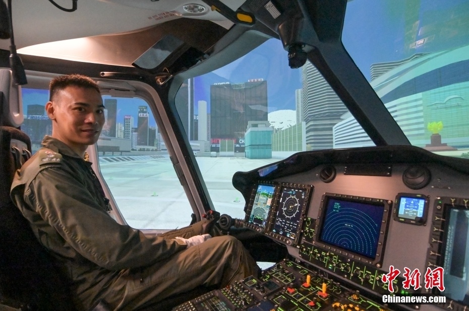香港特区政府飞行服务队引入"模拟飞行训练器"