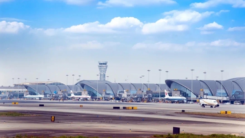 力保春运成都双流国际机场恢复双跑道运行