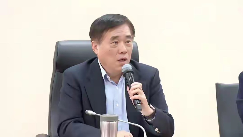 争抢军系票！郝龙斌承诺催生黄复兴智库，罗智强邀韩国瑜唱军歌_腾讯新闻