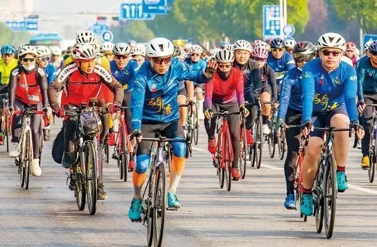 【924关注】2024"新霖飞杯"第十五届环高邮湖自行车赛摄影,短视频大赛