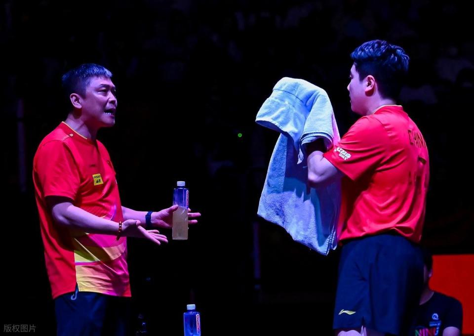 单打四强出炉！国乒男单占2席；日乒女单占2席；韩国16人全军覆没_腾讯新闻