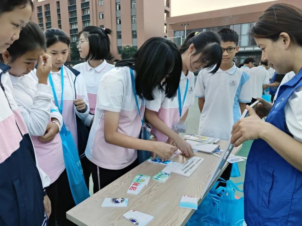 禁毒vr体验互动届时,现场将设置活动亮点乐从镇大墩村大舞台活动地点