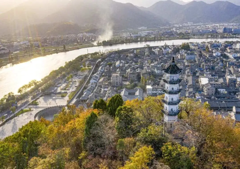 台州取景，历史巨制《太平年》央视热播，多平台霸榜TOP1！一部剧，看遍台州的吴越痕迹_腾讯新闻