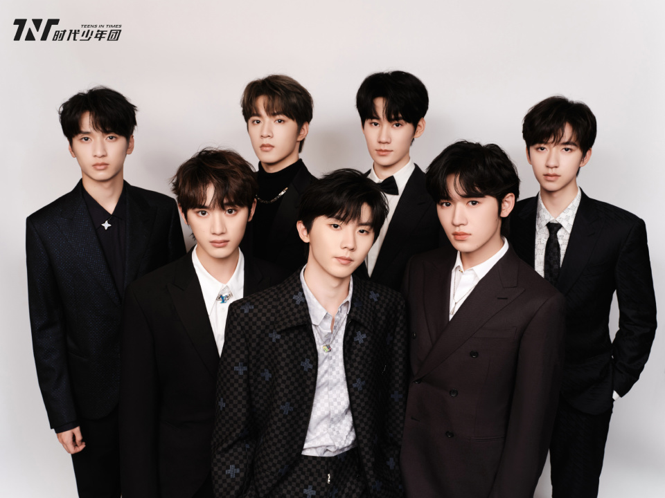 时代少年团公司发声明从未招募演唱会义工小心上当受骗