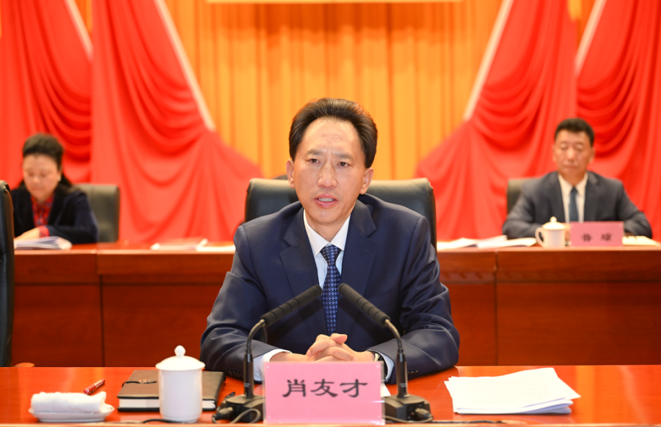 拉萨市文学艺术界联合会第三次代表大会开幕 肖友才出席并讲话