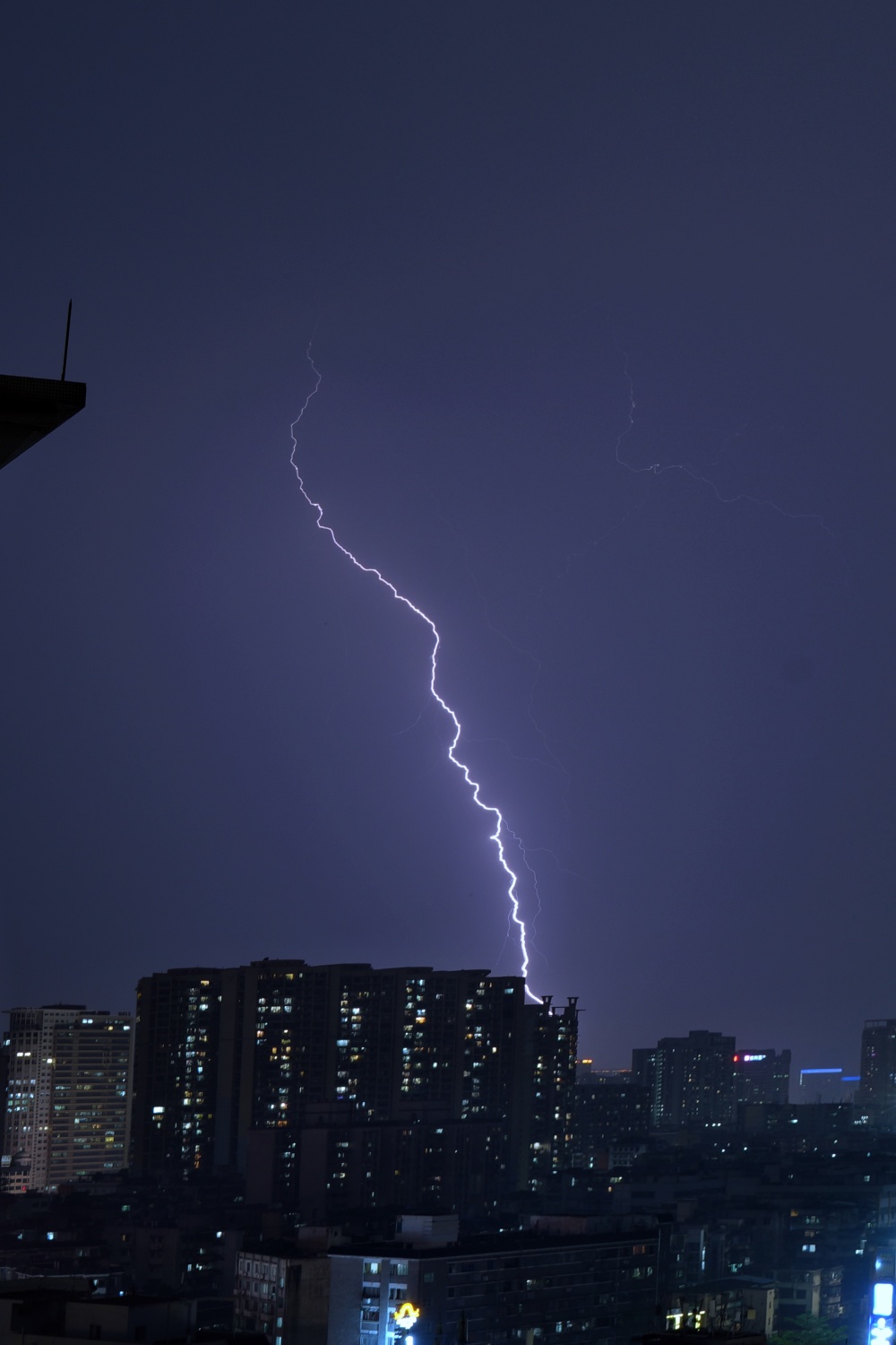 暴雨闪电图片 雷暴雨图片