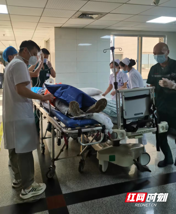 市中心医院及市第四人民医院急诊科,急救中心,神经外科,下肢创伤