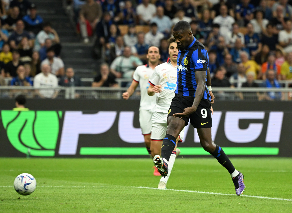 足球——意甲:国际米兰战平卡利亚里