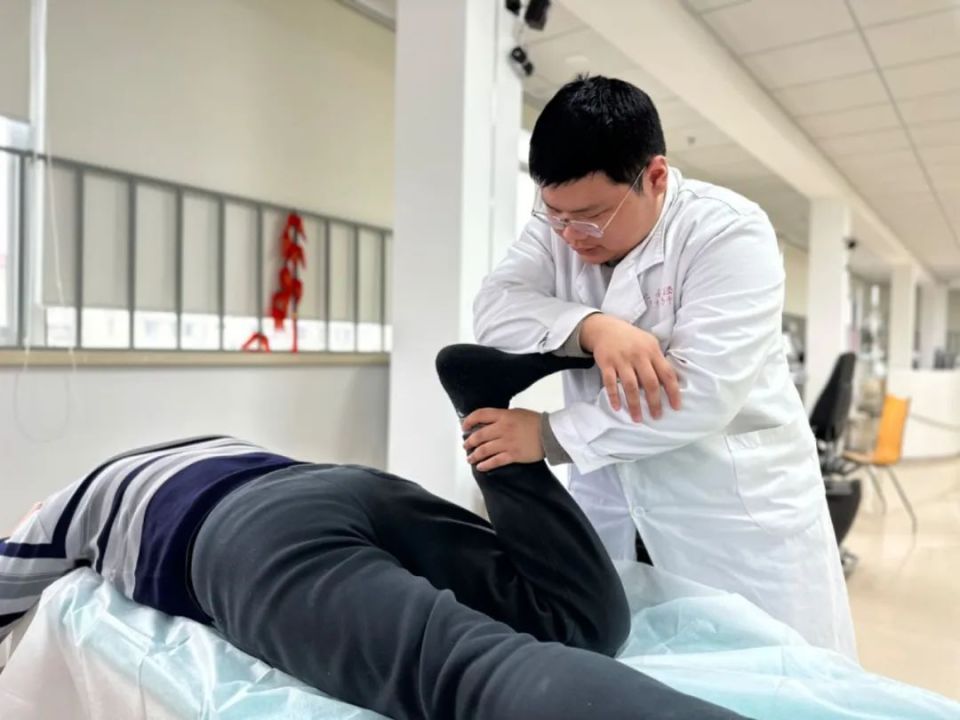 这个社区康复中心让居民省心,舒心!_腾讯新闻