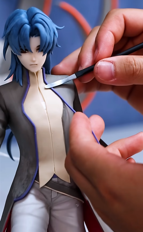 在糖王的巧手之下,三下五除二就捏出了刃的雏形,辨识度极高.