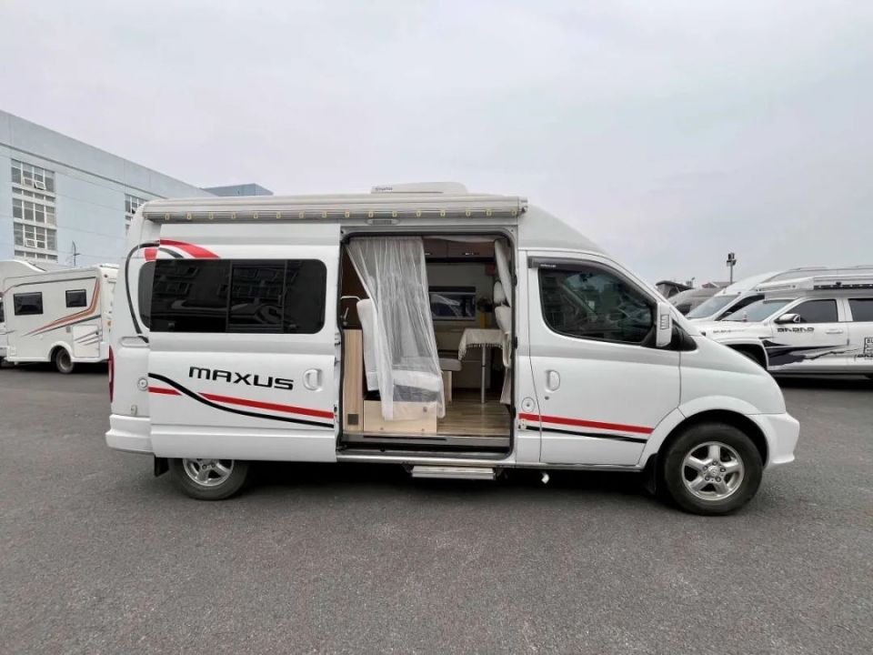 【二手房车】18年7月大通原厂v80房车4万多公里