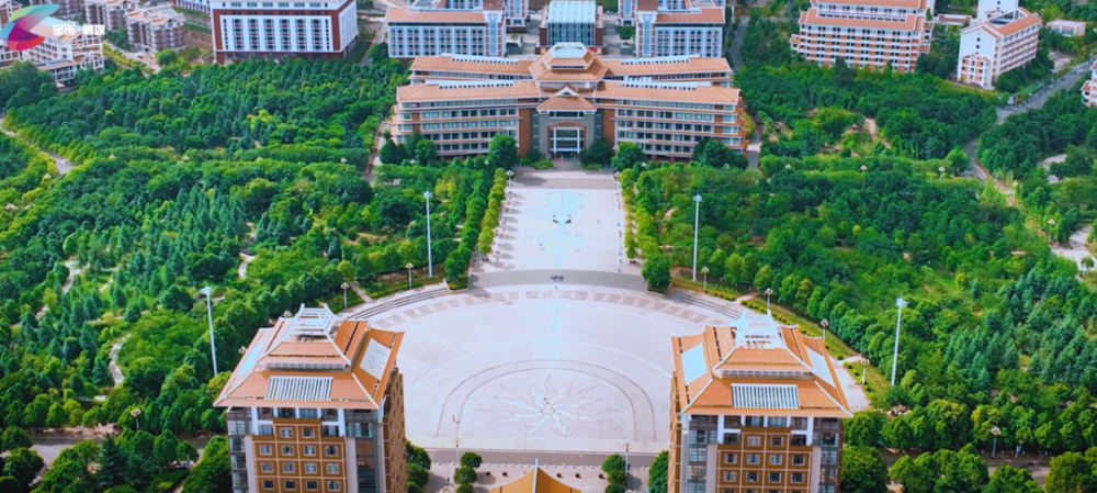 云南民族大学呈贡图片
