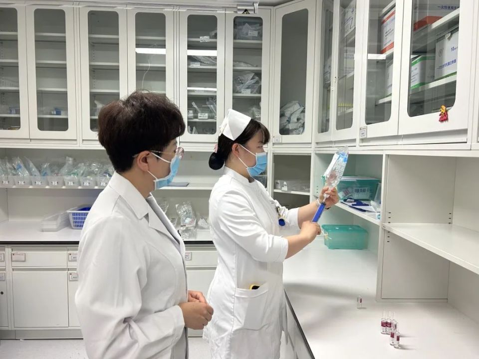 实干争先年丨【快干之星】王玉霞:全力做好百姓健康守护者,奋力谱写