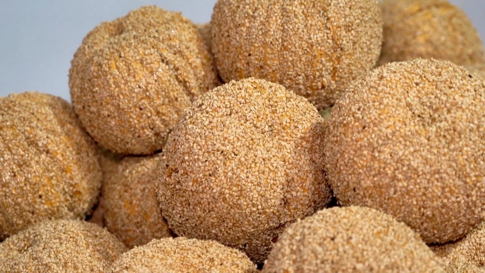 秀我中国|小年吃糖瓜 新的一年一切从甜蜜开始