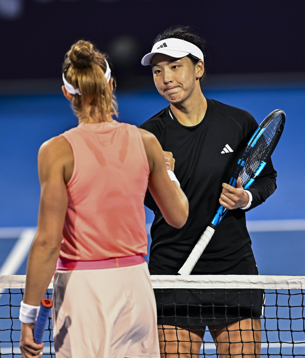 网球——wta多哈站:王欣瑜晋级第二轮