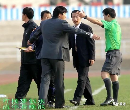 大连足球史上今天:2011年中甲阿尔滨2-0日之泉,领队李明被罚下(4月13