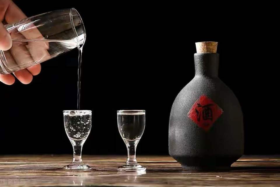 641