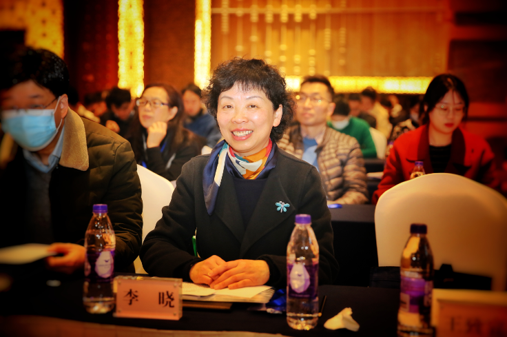 李晓在研讨会现场会议间隙,四川省农业科学院天府农